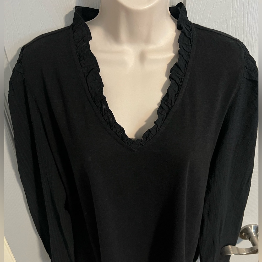 Women’s LOFT Mixed Media Top, Large Black